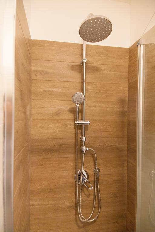 Toledo 116 Apartment Napoli Ngoại thất bức ảnh